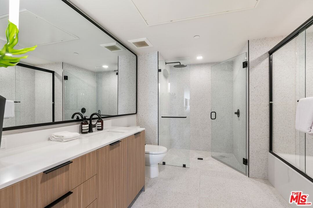 3688 Overland Ave #520 - Photo 5 of 8