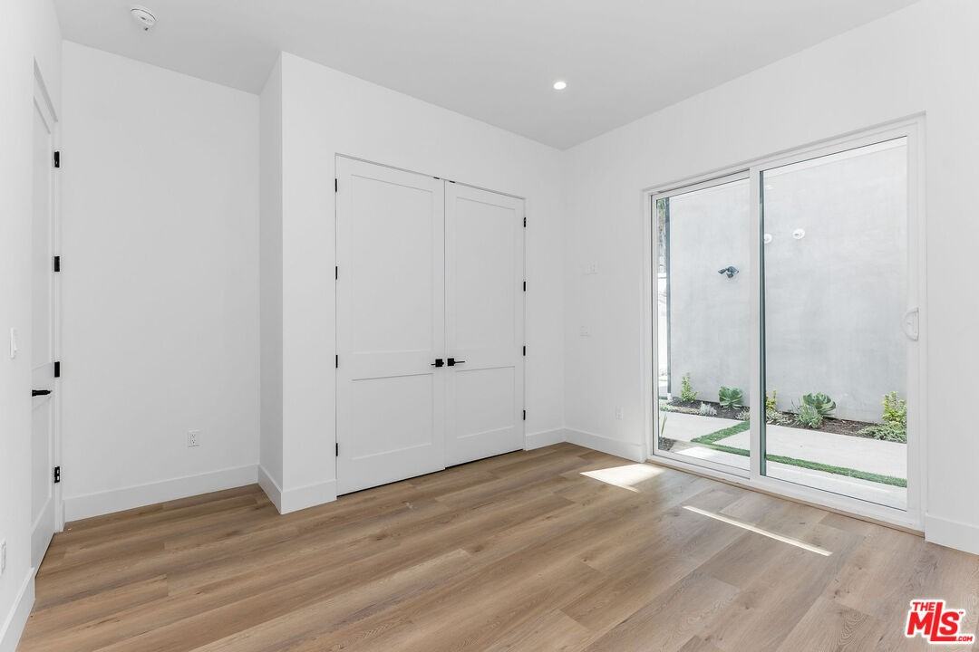 1834 Echo Park Ave #1 - Photo 5 of 8