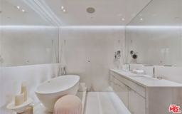 6250 Hollywood Blvd #12D - Photo 1 of 1