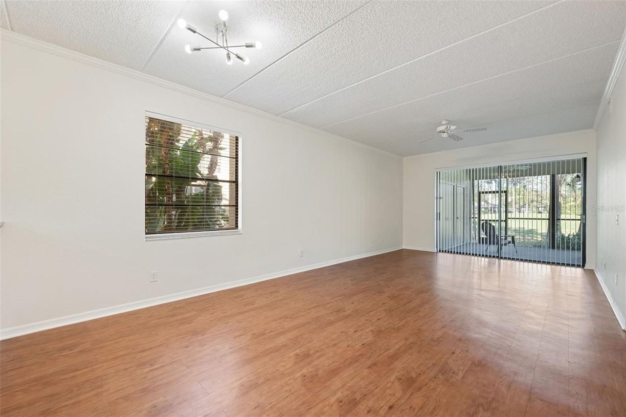 121 Lindsay Ln #31 - Photo 6 of 50