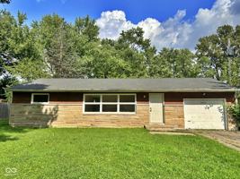 featured image of 2725 Kristen Dr W