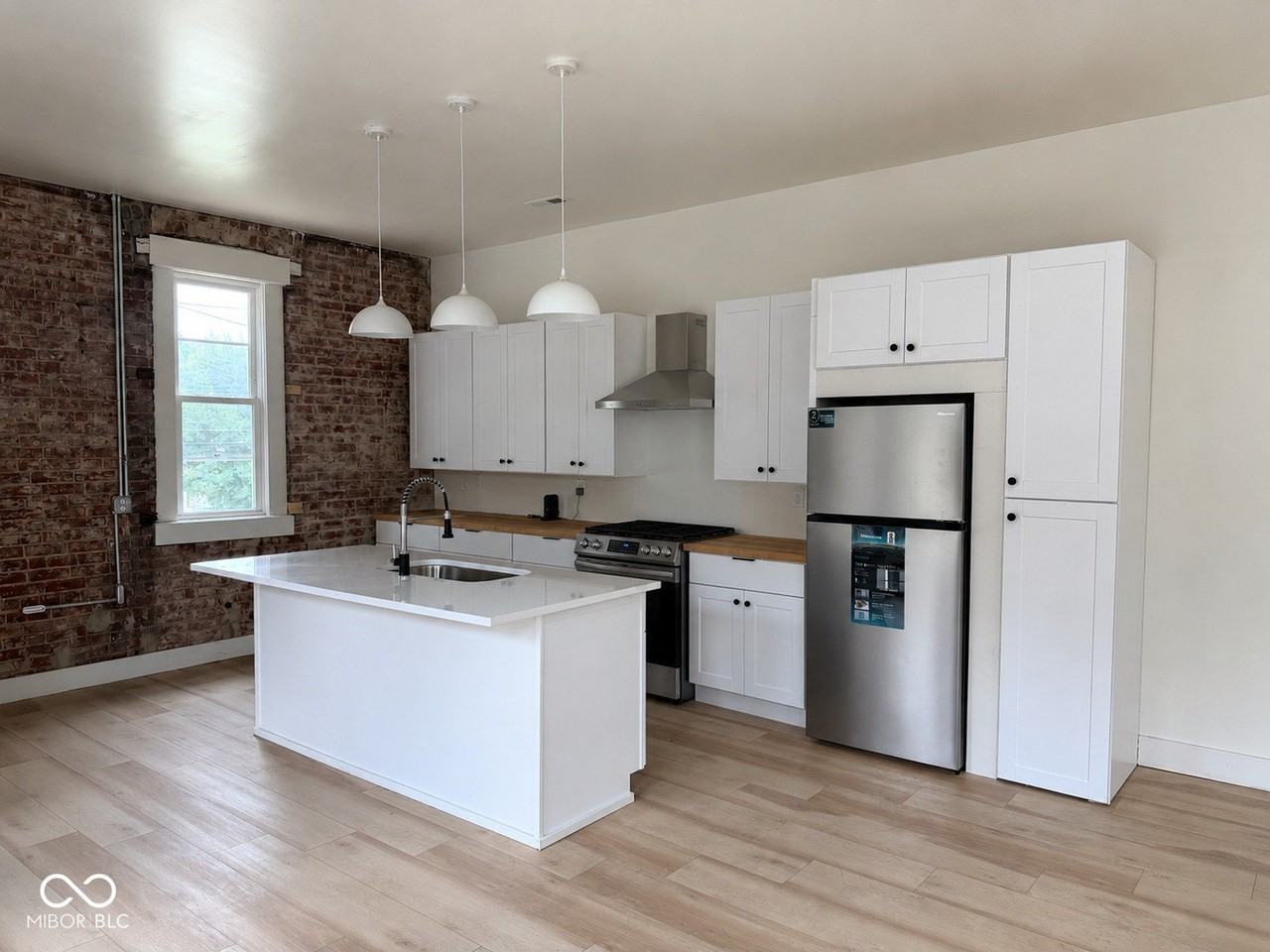 2701 N College Ave - Photo 7 of 7