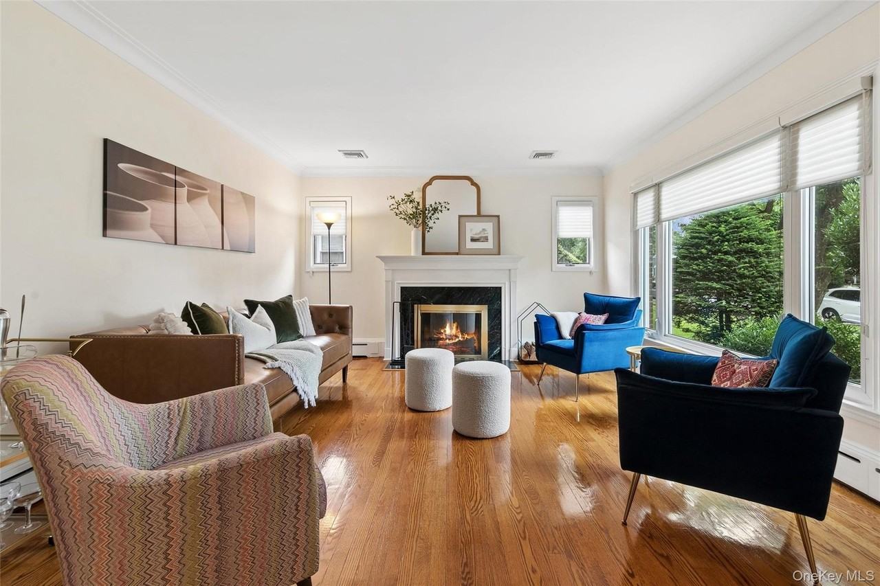 101 Lefferts Rd - Photo 2 of 33