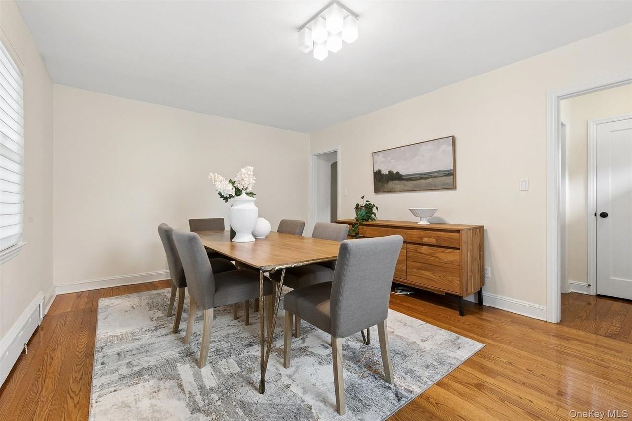 101 Lefferts Rd - Photo 5 of 33