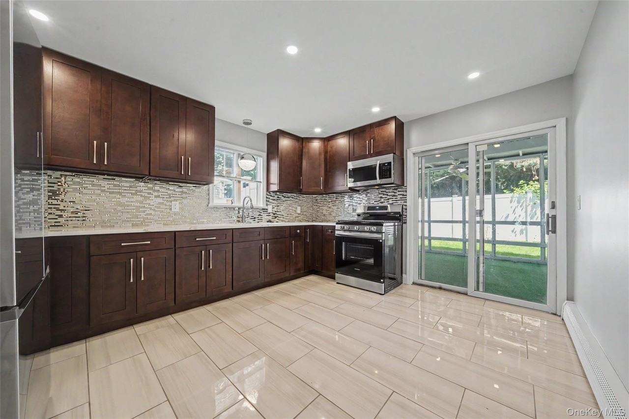 46 Homewood Ave #1L - Photo 4 of 11