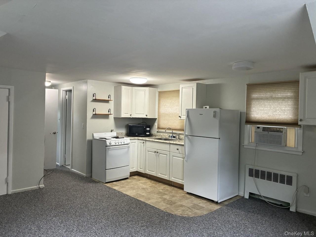 238 Laurel Rd - Photo 2 of 19