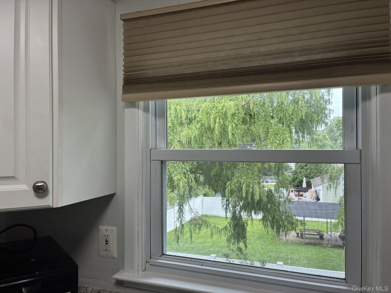 238 Laurel Rd - Photo 6 of 19