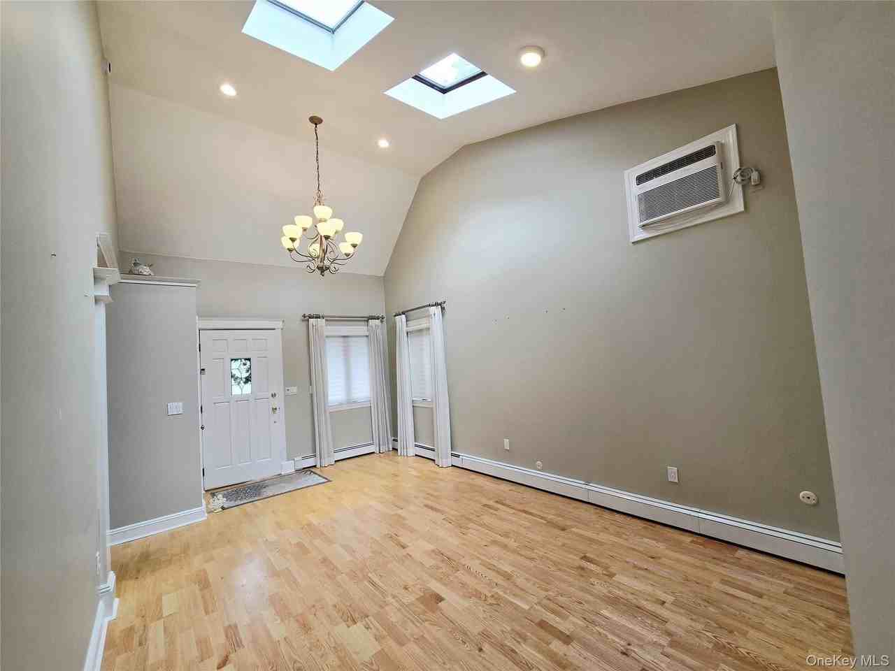 104 Choir Ln - Photo 5 of 17