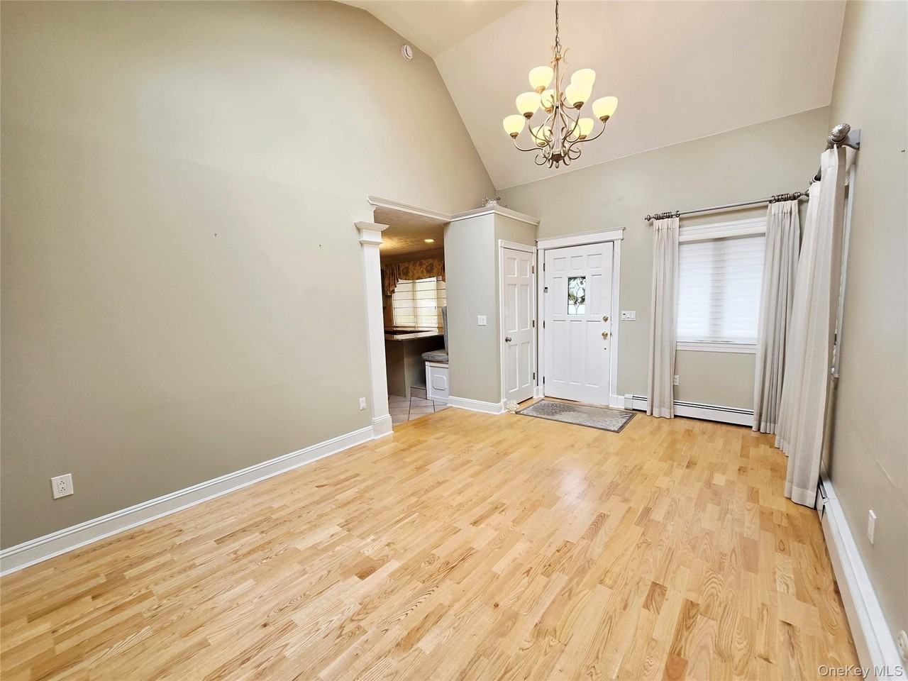 104 Choir Ln - Photo 6 of 17