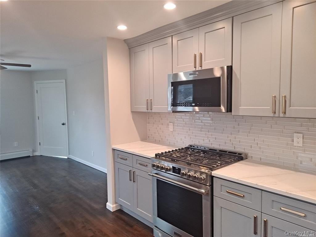 16 Cedar Dr #1stFL - Photo 5 of 9