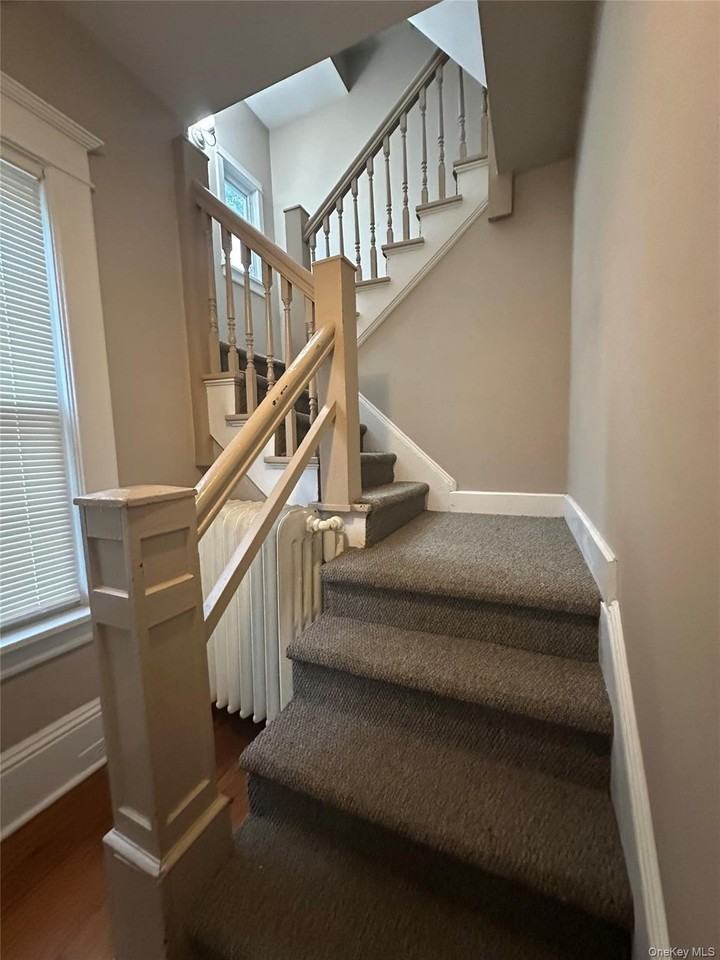 65 North St - Photo 4 of 13