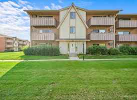 featured image of 9 Cedar Ct #13