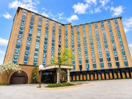 featured image of 1 Renaissance Pl #720
