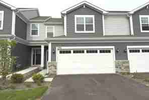 featured image of 341 Red Oak Cir