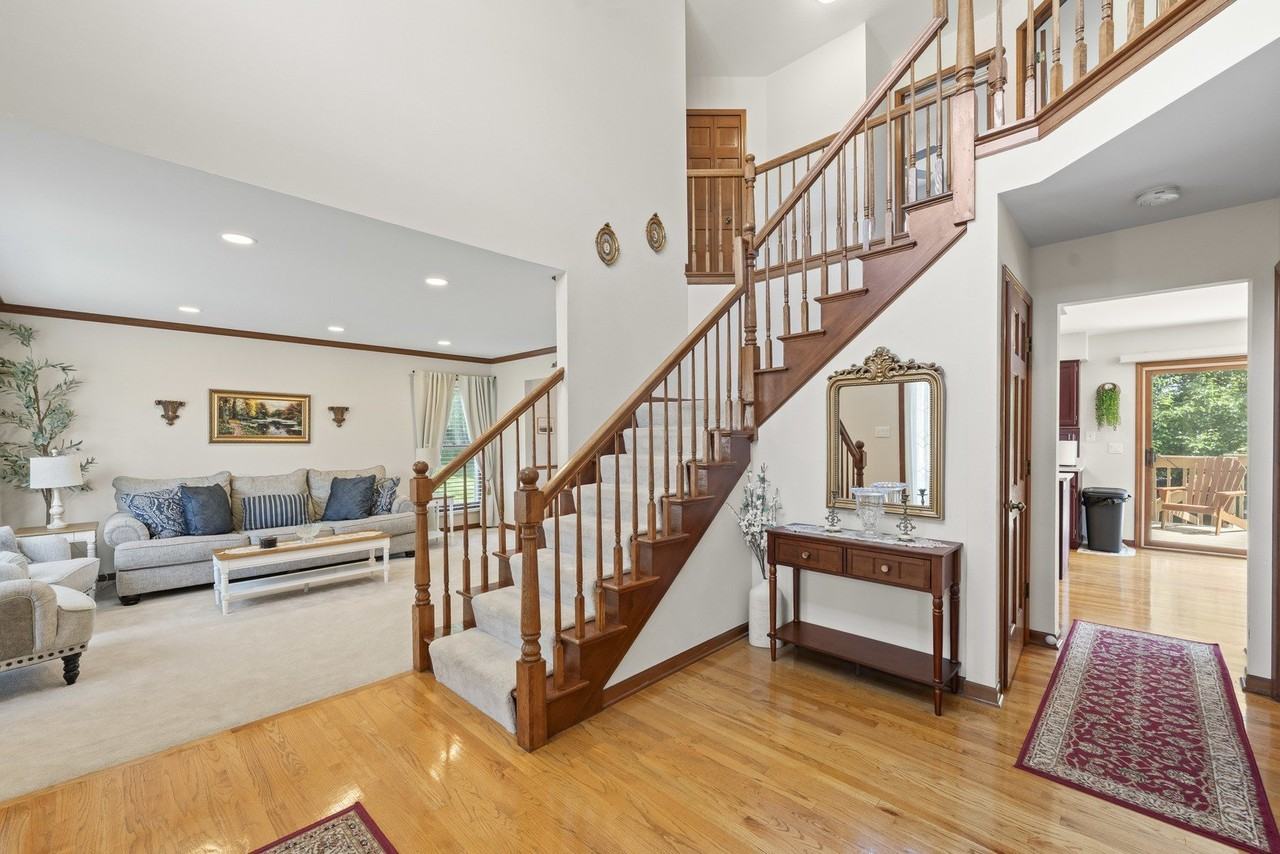 707 Republic Ct - Photo 4 of 36