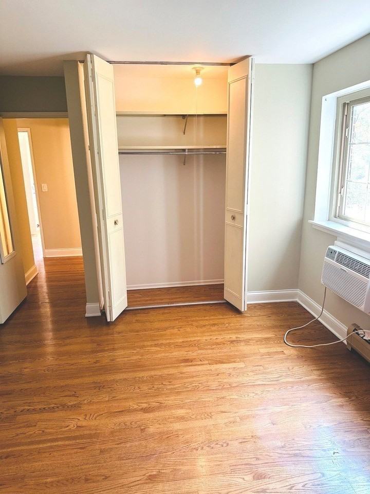 6300 W Irving Park Rd #202 - Photo 6 of 8