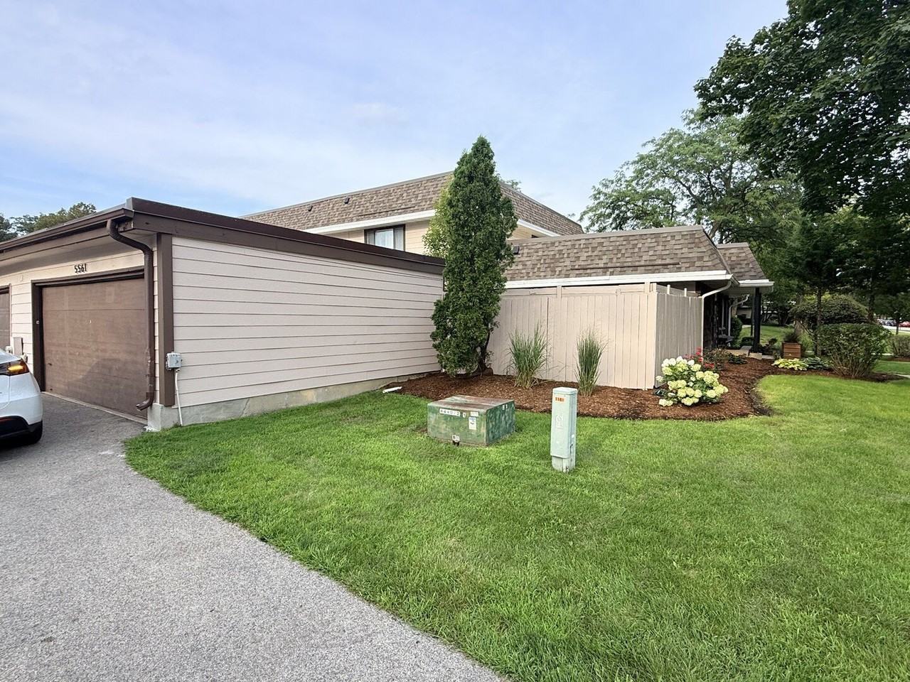 5561 Court F #5561 - Photo 2 of 15