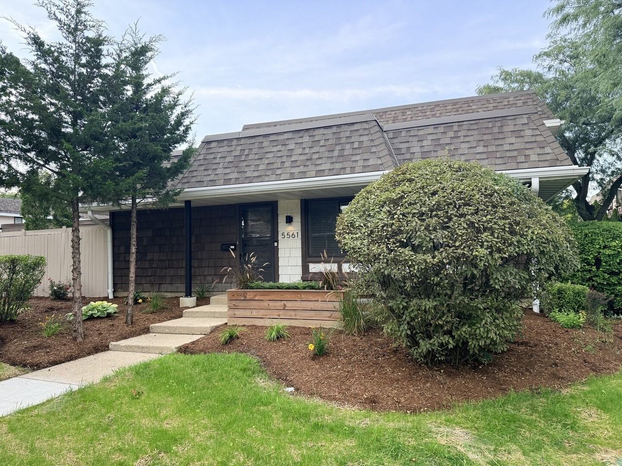 5561 Court F #5561 - Photo 3 of 15