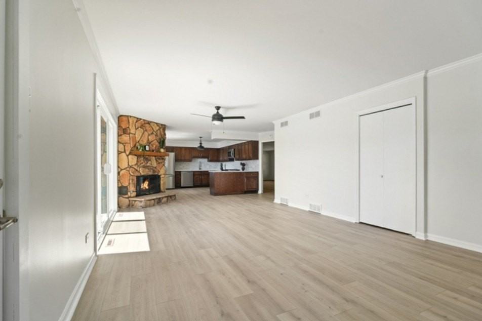 2720 N Bayview Ln - Photo 7 of 28