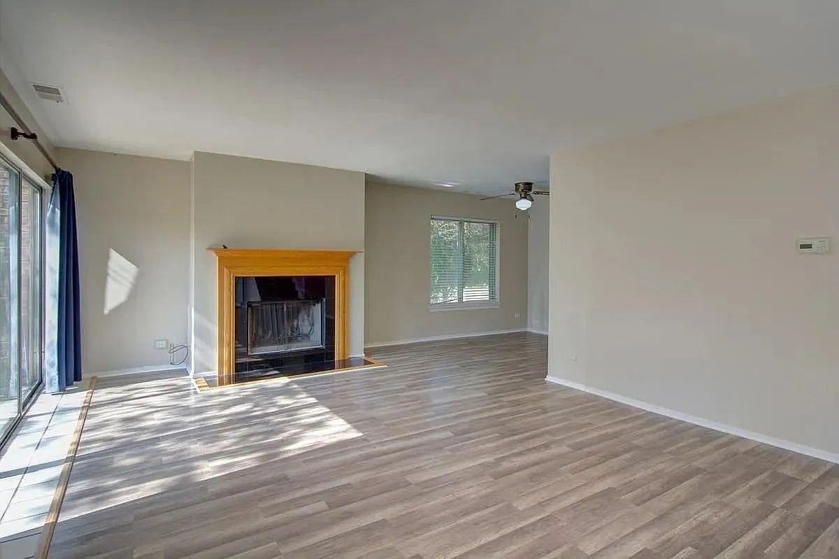 5946 Greenview Rd - Photo 2 of 12