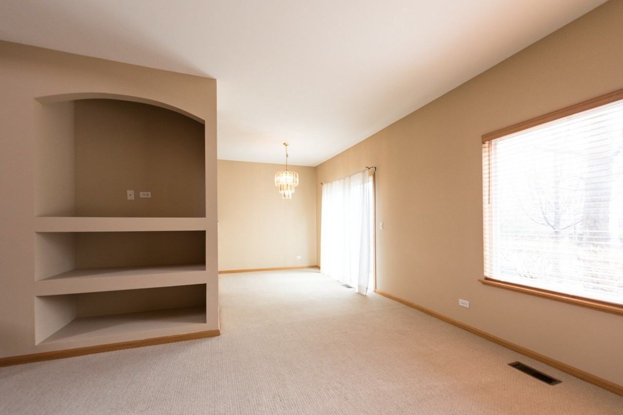 309 Abington Woods Dr - Photo 3 of 14