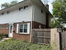 822 Skokie Blvd #F - Photo 1 of 1