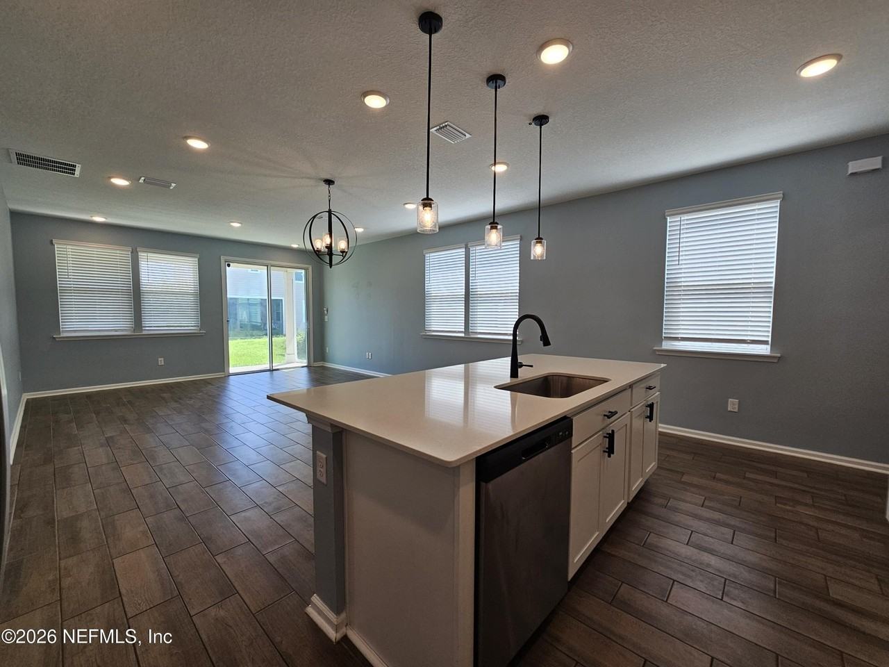 2561 Renegade Ln - Photo 4 of 21