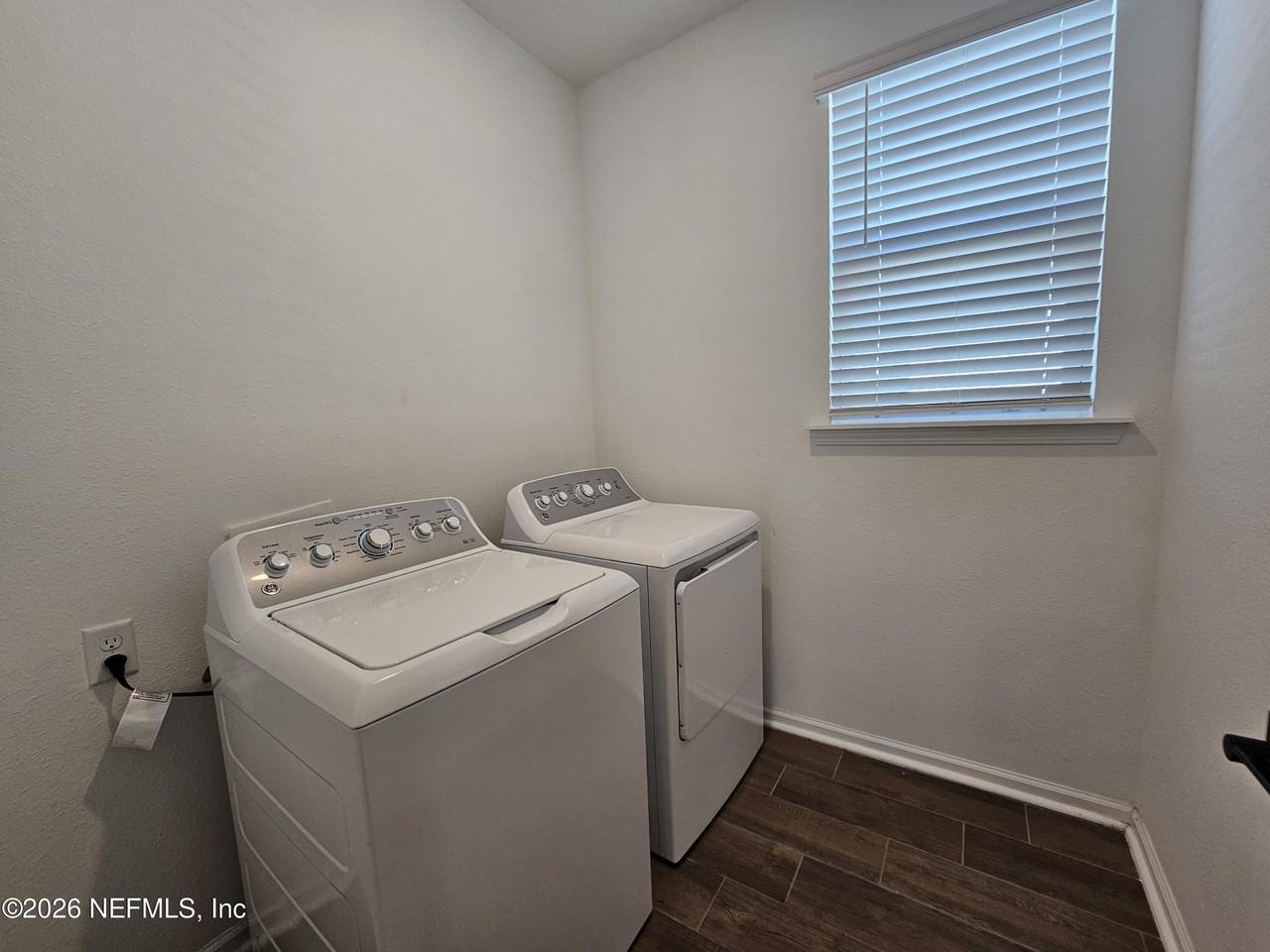 2561 Renegade Ln - Photo 6 of 21