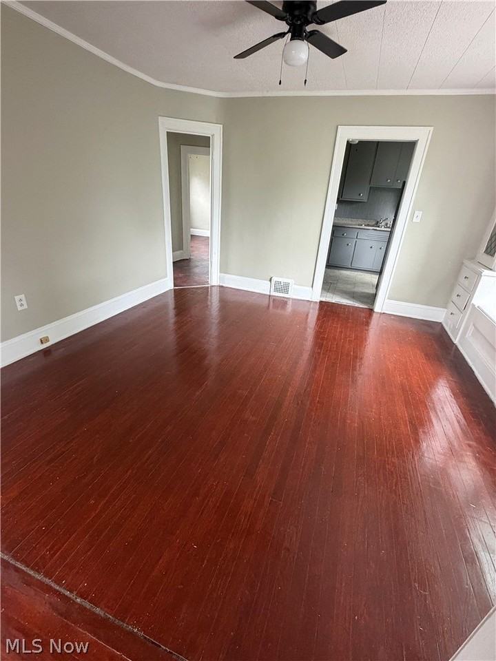 9703 Park Heights Ave - Photo 4 of 18