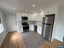 307 9th St #3B - Photo 1 of 1