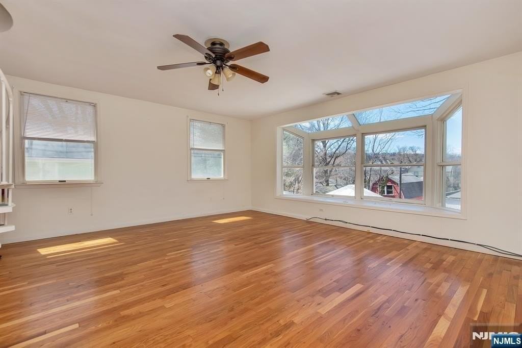 94 Park St #2R - Photo 7 of 23