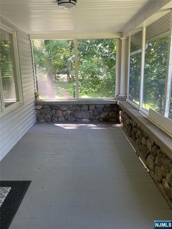 606 Wyckoff Ave #A - Photo 5 of 17