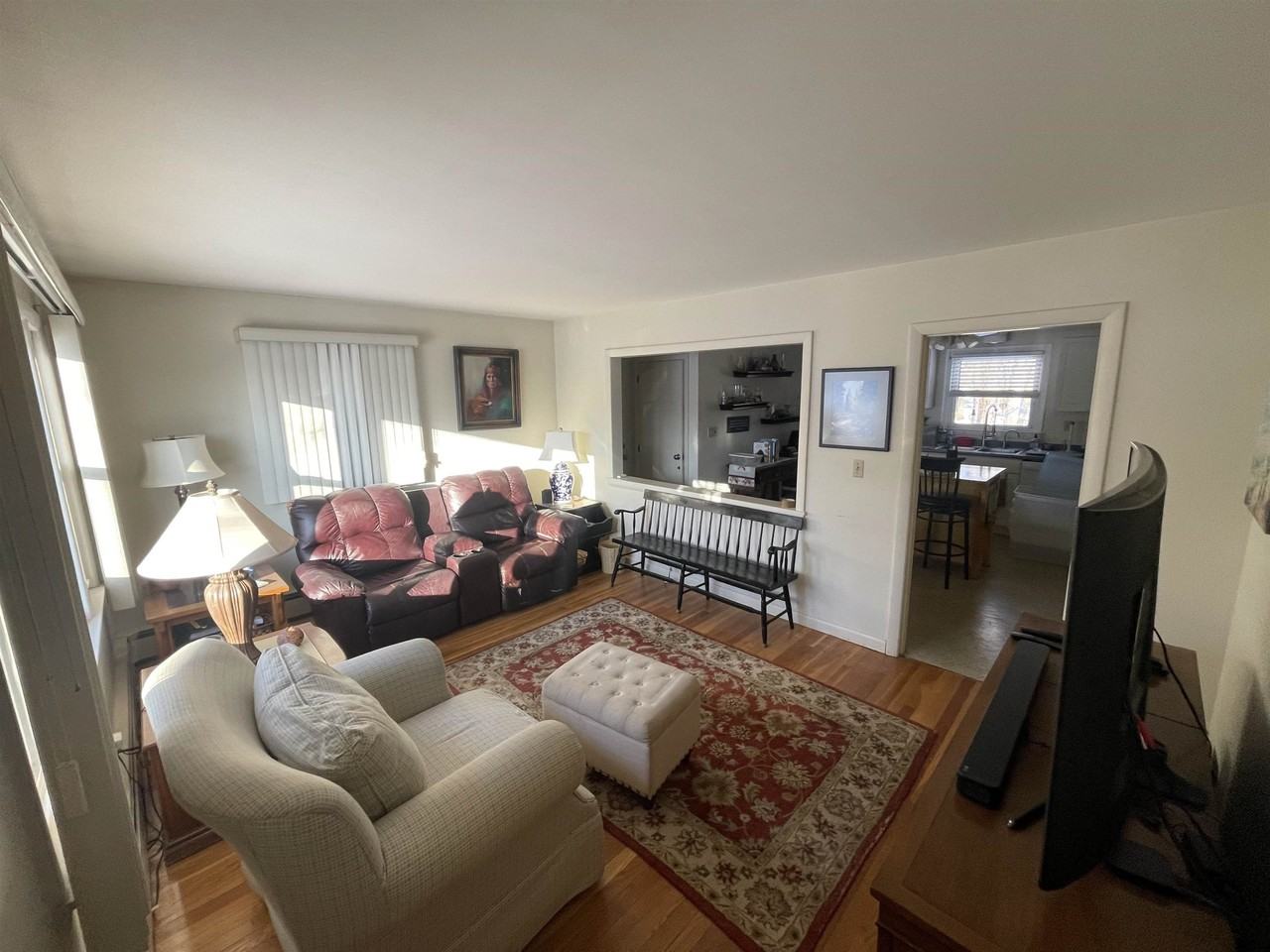 142 Constant St - Photo 3 of 13