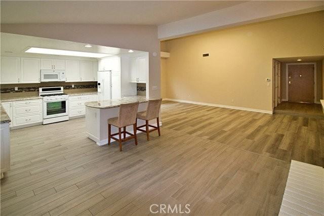 8142 Quakertown Ave - Photo 5 of 8