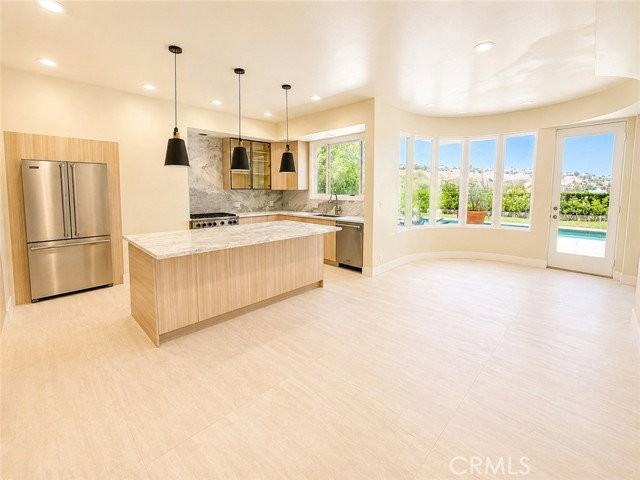 24907 Marbella Ct - Photo 2 of 5