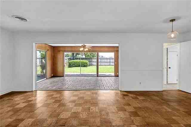 3410 Plymouth Pl - Photo 5 of 25