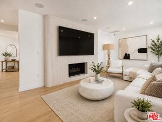 5953 Oakdale Ave - Photo 6 of 8