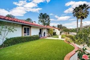 featured image of 10467 Oakdale Ave