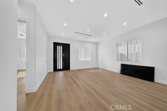 7942 Ethel Ave - Photo 4 of 8