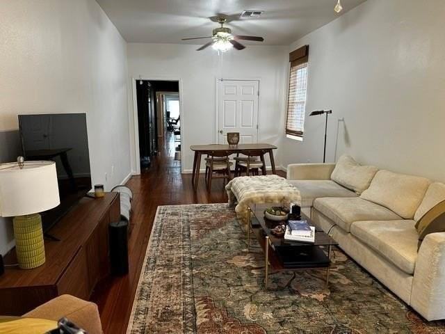 505 S Alexander St - Photo 2 of 12