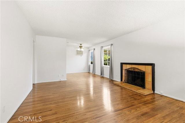 4450 Matilija Ave - Photo 3 of 6