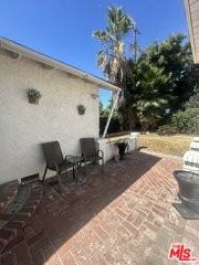 7359 Amestoy Ave - Photo 2 of 8