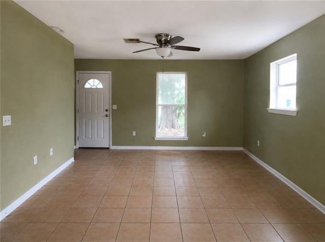 8506 Valor Dr - Photo 4 of 10