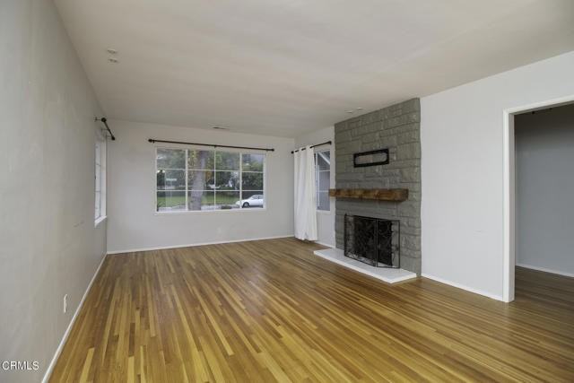 246 Baptiste Way - Photo 3 of 8