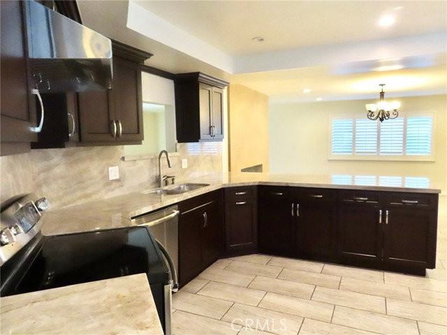 9872 Edmore Pl - Photo 3 of 8