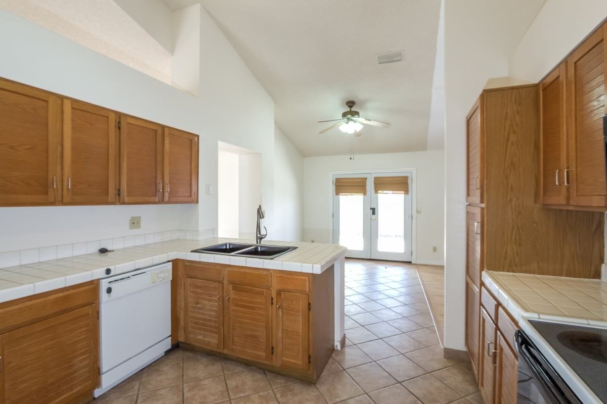 2771 W Camino De La Joya - Photo 4 of 12
