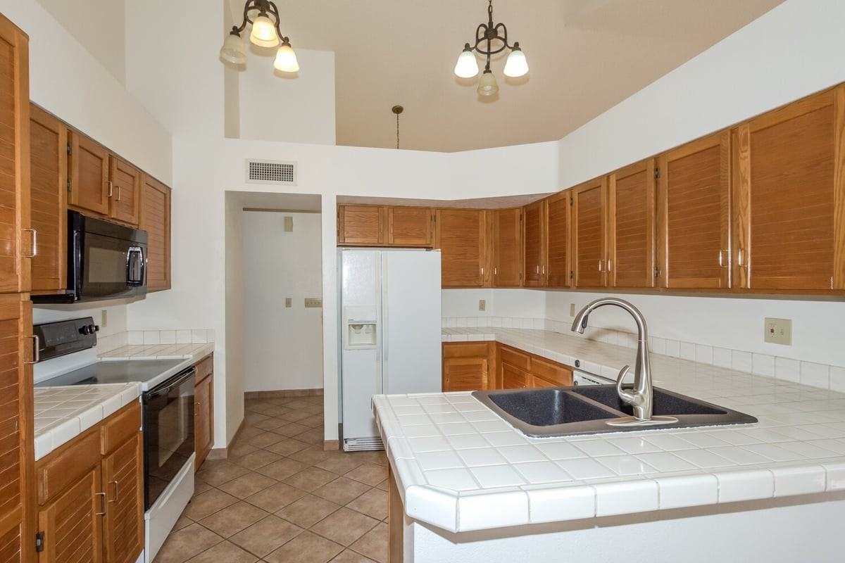 2771 W Camino De La Joya - Photo 5 of 12