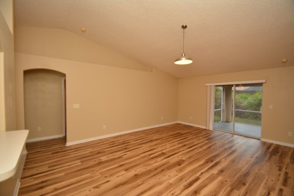 44 Pine Hurst Ln - Photo 3 of 26