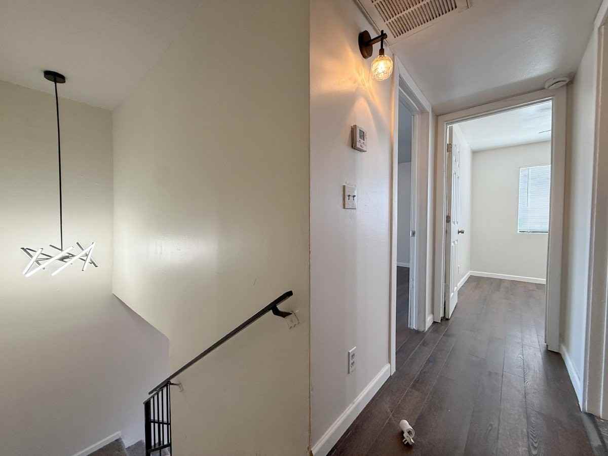 5220 W Lynwood St - Photo 5 of 13