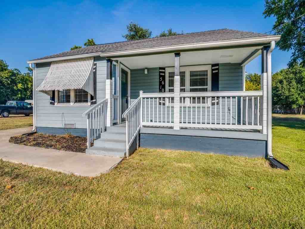 5610 Lyons Rd - Photo 4 of 25